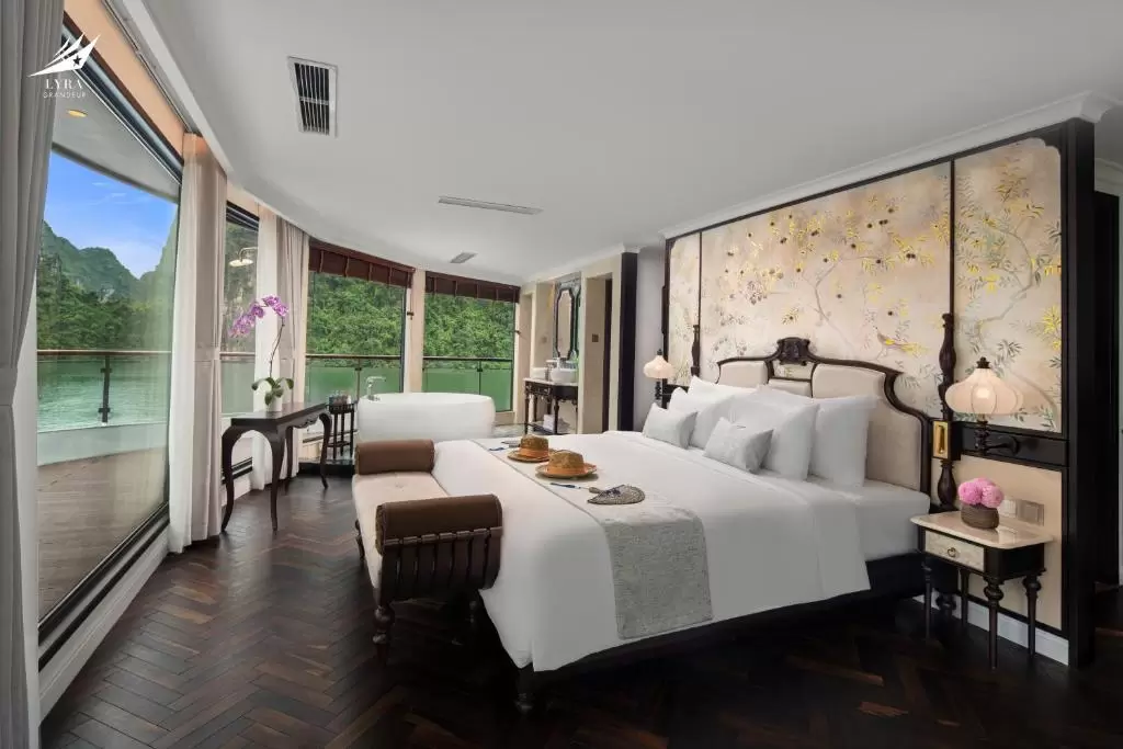 Halong Lyra Grandeur Cruise